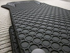 $$$ Gummimatten passend für Mercedes Benz SLK R171 + Gummi - Fußmatten + NEU $$$