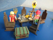 Figuren gedeckter Ritter Tisch