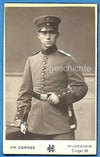 Foto, Soldat in Ausgehuniform