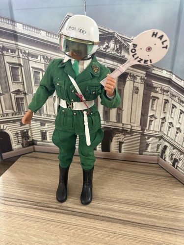Vintage action man west german - action,