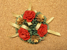 kleines Blumengebinde Gesteck Kunstblumen Rosen Durchmesser ca. 8 cm Deko