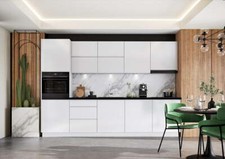 KÜCHENZEILE KÜCHENSET