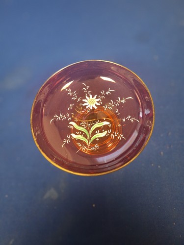 Alte glasschale rot mit - rot,