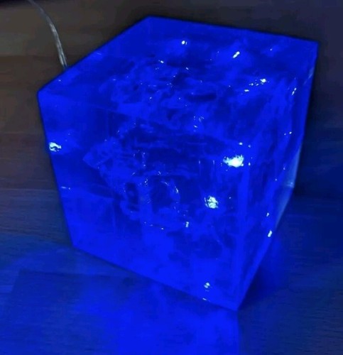 Mathmos crakalite cube - crakalite,