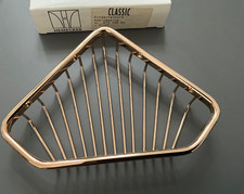 Eckschwammkorb in Edelmessing