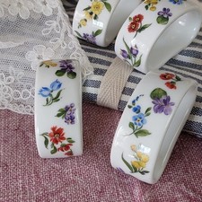 Serviettenringe, Porzellan mit