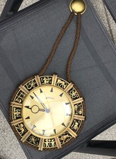 Alte Klassiker ATLANTA Wanduhr Kordeluhr  50er 60er Tierkreiszeichen Messing