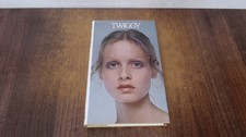 			Twiggy - an Autobiography