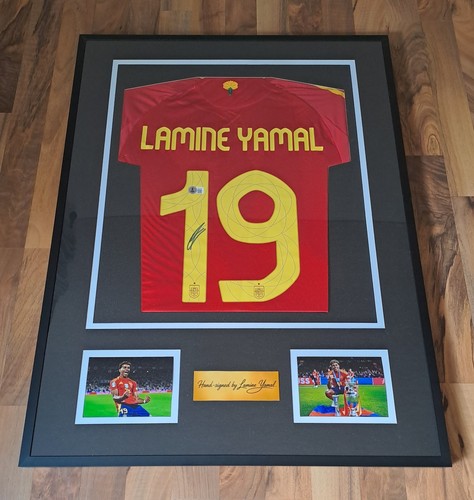 Lamine yamal signed - lamine, jersey