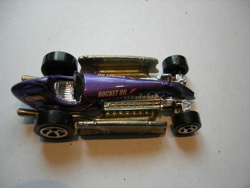 Hot wheels oil rocket - hot,
