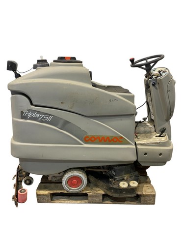 Comac tripla aufsitz - tripla, ii