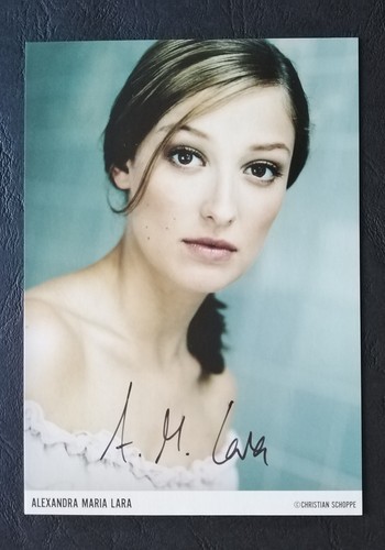 18485 alexandra maria lara - maria,