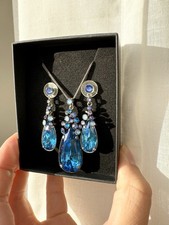 Konplott Set ‚Alien Cavier‘ Halskette (lang) & Ohrringe, Blau