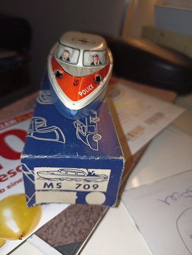 Polizei boot 709 mitbox - polizei,