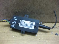 Apple iPod Adapter Audi A3 8P  000 051 444 L  000051444L