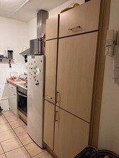 Gesamte Küche Mit Ofen/Herd/Kühlschrank und Spülmaschine