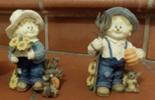 Sommer  Herbst Deko - Figur Gärtner mit Eichhörnchen - Bunt- ca. 14cm groß