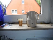 Hello ´s Thermobox: Teekanne mit Filtereinsatz für 0,5l Tee