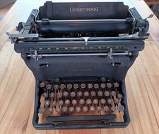 Underwood Schreibmaschine alt