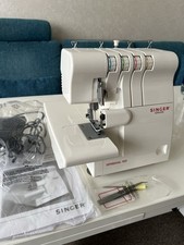 SINGER Overlock Nähmaschine 14SH654 mit FUNKTiON