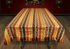 Farbenfrohe Tischdecken aus