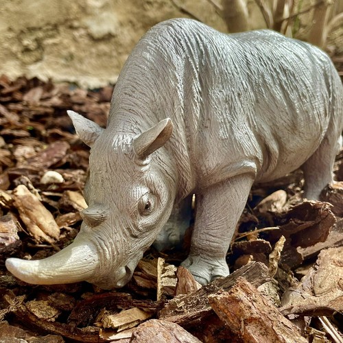 30cm nashorn figur löwe - xl,