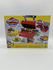 Play-Doh Kitchen Creations Grillstation 6 Dosen Knete 7 Zubehörteile Neu OVP