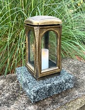 Grablaterne  Sockel Grablampe