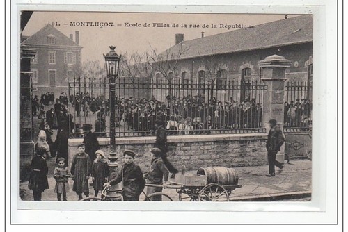 Montluçon mädchenschule - -,