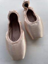 NEU Capezio Airess Pointe