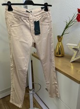 ATT Amor, Trust & Truth Damen