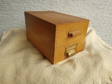  alter Karteikasten Holz  Bauhaus Büro Aufbewahrung Requisite 685