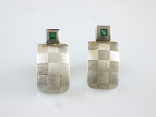 925 Sterlingsilber große Ohrstecker mit Smaragd in Palladium Fassung