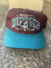MIGHTY DUCKS  CAP SUPER RARE