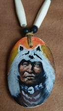 Hand- Bemalte Knochenplatte Schamane, 48x30 mm, Bone, Knochen, Indianer, Cowboy 