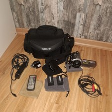 Sony Handycam DCR-SR72 Camcorder - Defekt Aber mit Viel Zubehör und Tasche
