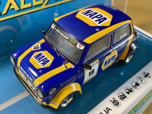 Scalextric c4414 mini - 1:32,