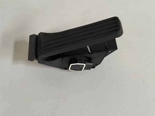 Gaspedal Mercedes Benz W212 E-Klasse 2010 A2043000004