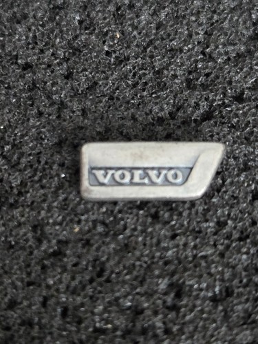 Volvo auto emblem - volvo, auto-emblem