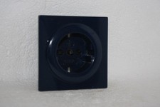 Gira S-Color KS Steckdosen Blende mit Kindersicherung in blau