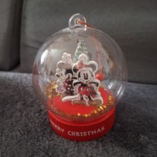 Christbaum Schneekugel Disney