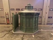 Berliner Café Achteck WC