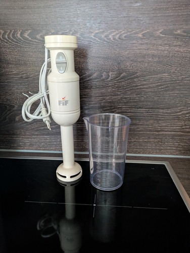 Stabmixer mit messbecher - mit,