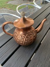 Kupferkanne mit Deckel und