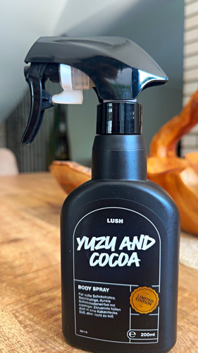Lush yuzu and - and, cocoa