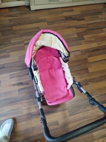 Hübscher kinderwagen - hübscher,