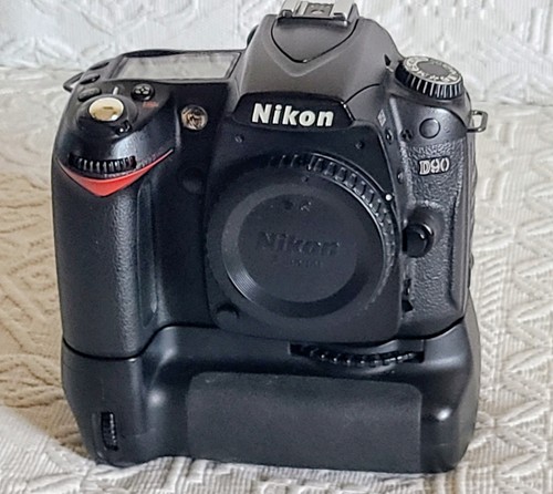 Nikon d90 mp - nikon, 12.3