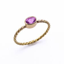 Feiner Goldring 750 mit rosa