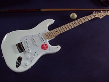 Scalloped SQUIER Sonic