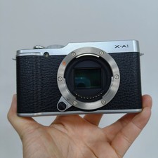 FUJIFILM X-A1 16.3 MP